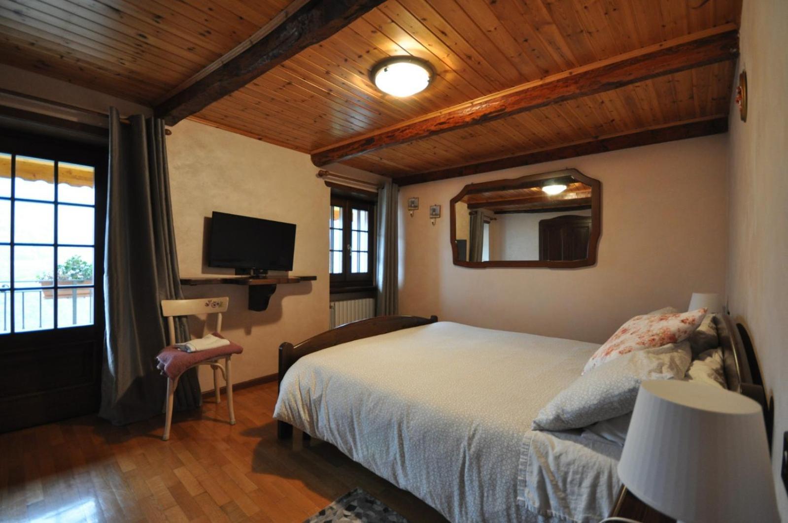 Cat Marvei Appartement Villadossola Buitenkant foto