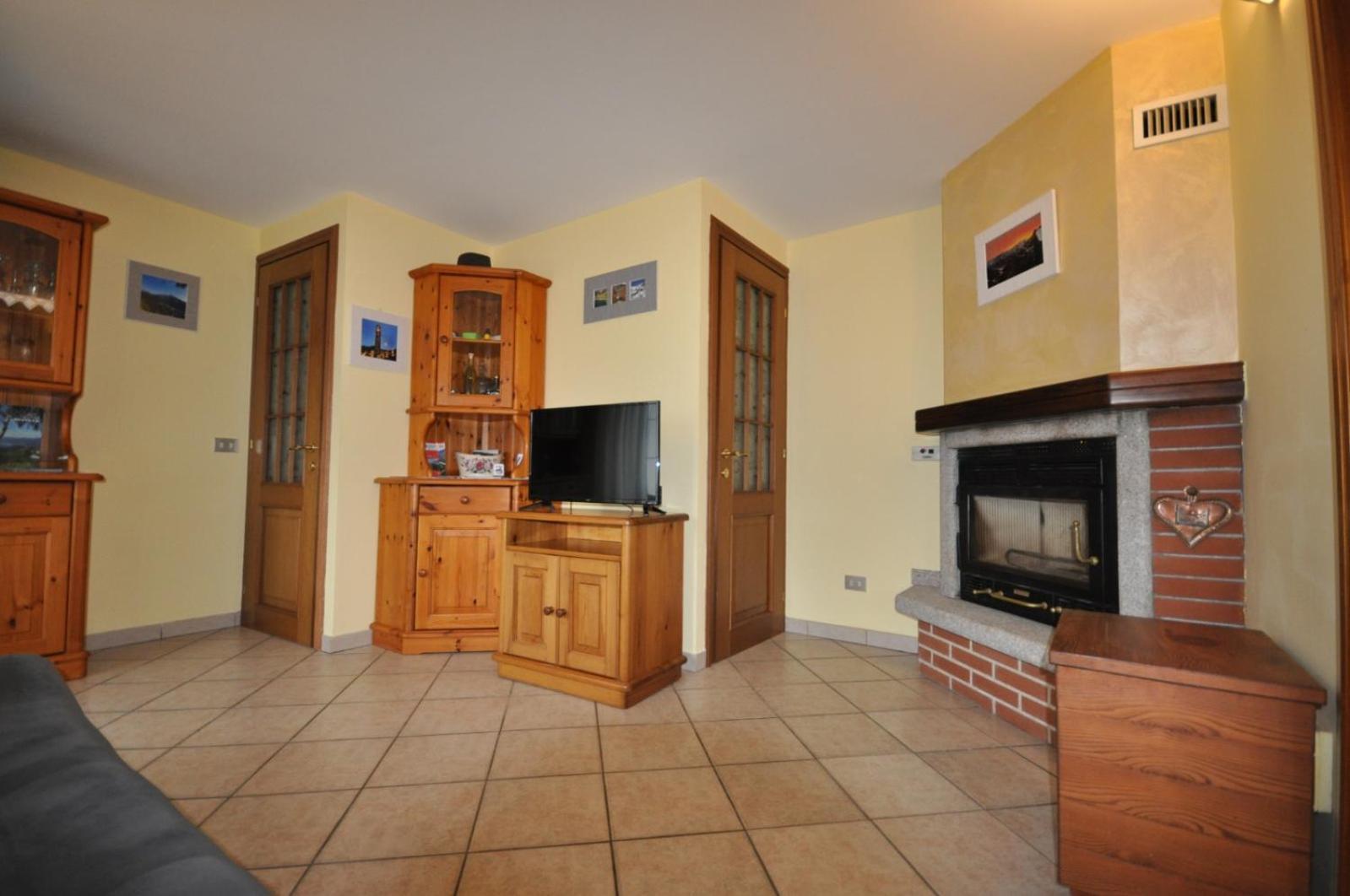 Cat Marvei Appartement Villadossola Buitenkant foto