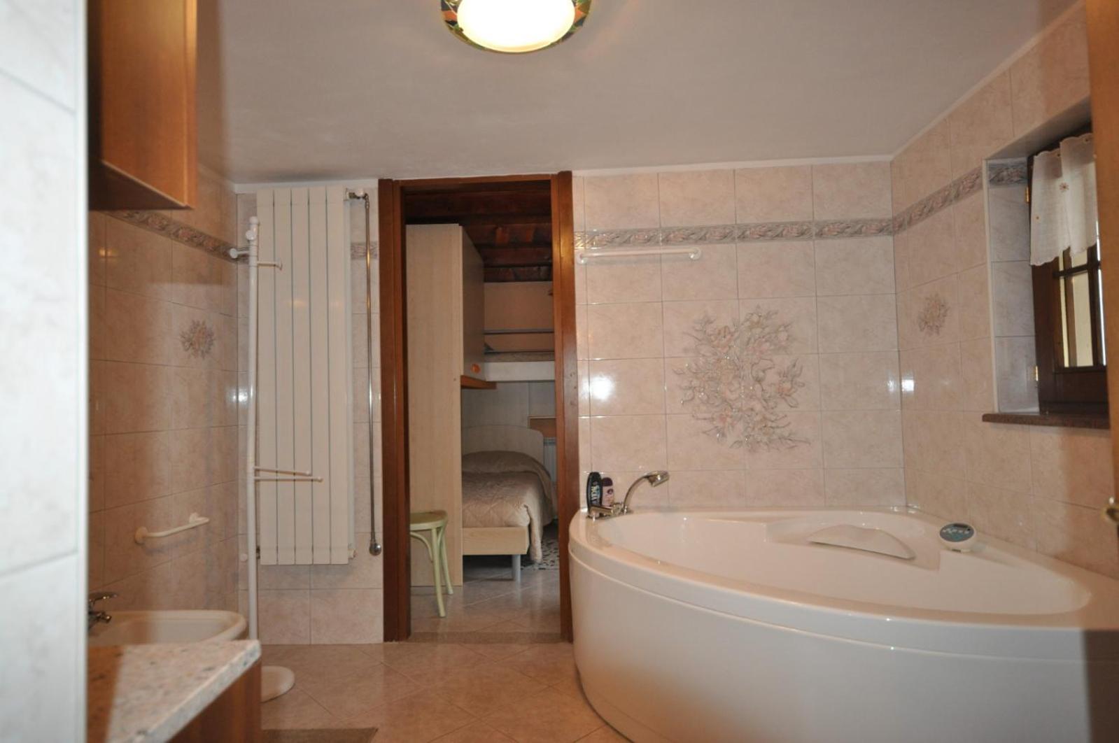 Cat Marvei Appartement Villadossola Buitenkant foto